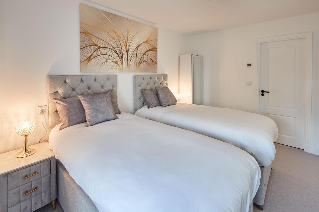 Host & - Oxford House Apartment Harrogate